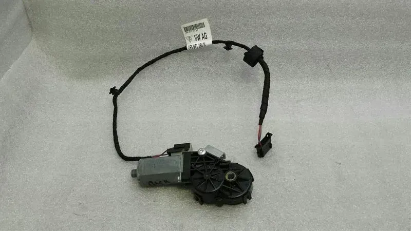 Porsche Cayenne Misc Porsche Cayenne 958 92A right seat back adjustm...