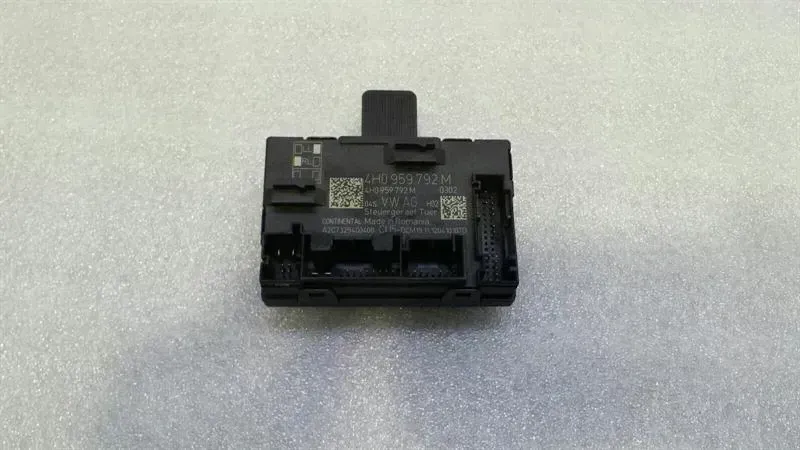 Porsche Cayenne Electronic module Porsche Cayenne 958 92A FRH door module 4H09597...