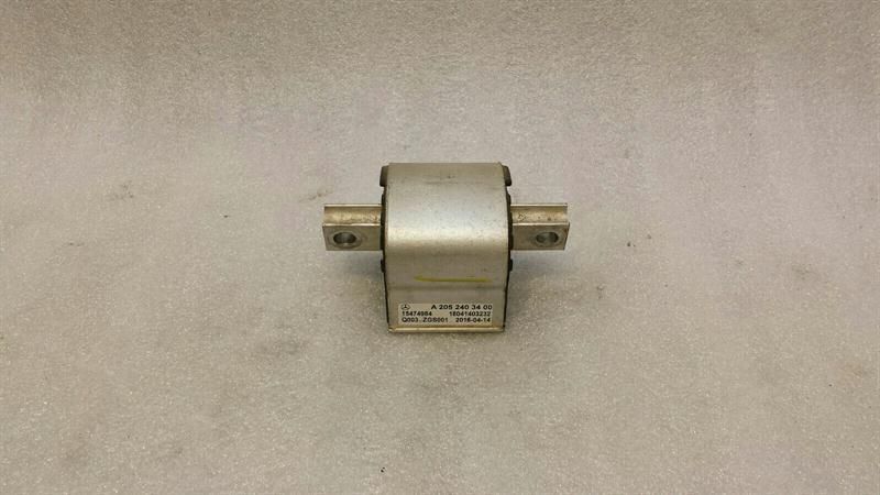 Mercedes C Class W205 Gearbox Mount A2052403400 Gearbox Mount