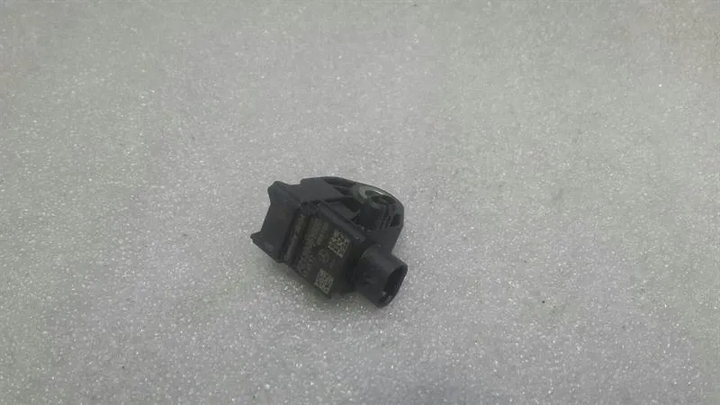Mercedes C Class W205 Crash Sensor A2139051300 Impact Sensor SRS
