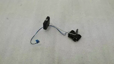 Mercedes C-Klasse W205 Kraftstoffstandsensor A2055400017 Niveaugeber