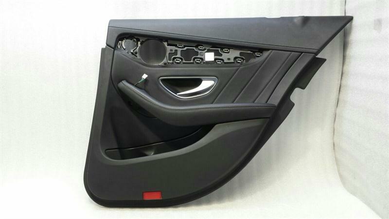 Mercedes-Benz A (W176) Mercedes C Class W205 Door Card RRH A2057305401 Door Panel Rear Right. Body type: Saloon
Fuel: Diesel