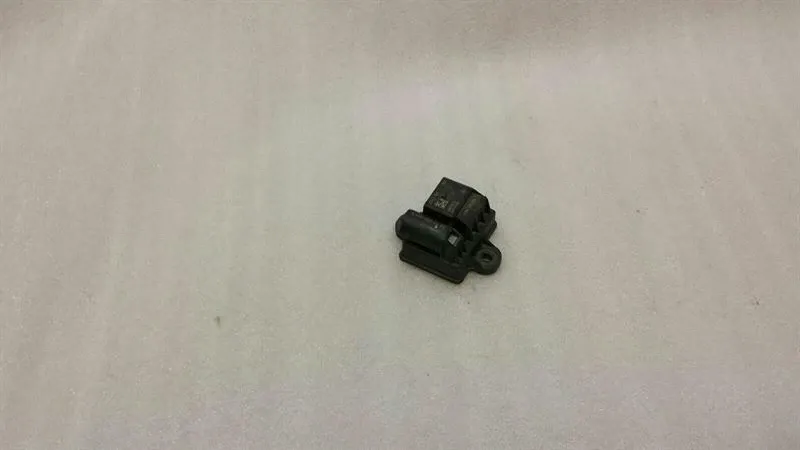 Mercedes C Class W205 Glow Plug Relay (Diesel) A6519005602 Glow Control Unit