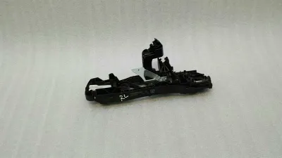 Mercedes C Class W205 RLH Dörrhandtagshållare A0997601700 Dörrhandtagshållare HL