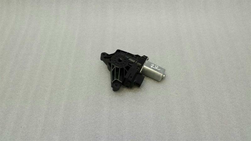 Mercedes-Benz A (W176) Mercedes C Class W205 Door Window Motor A2059060401 Window Regulator Motor Body type: Estate
Fuel: Diesel