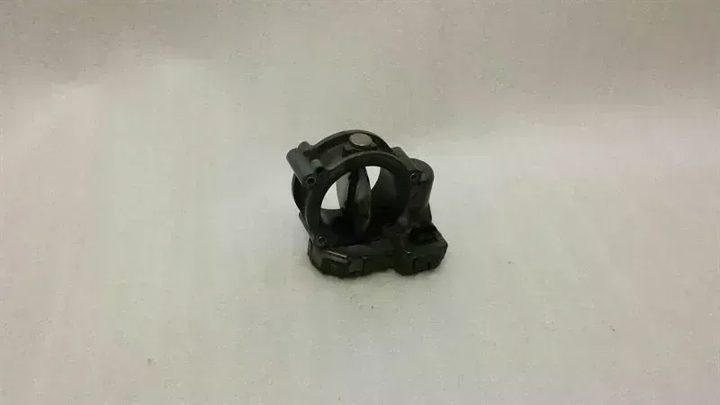 Mercedes-Benz A (W176) Mercedes C Class W205 Throttle Body A6510900470 Throttle Body OM651 Body type: Estate
Fuel: Diesel