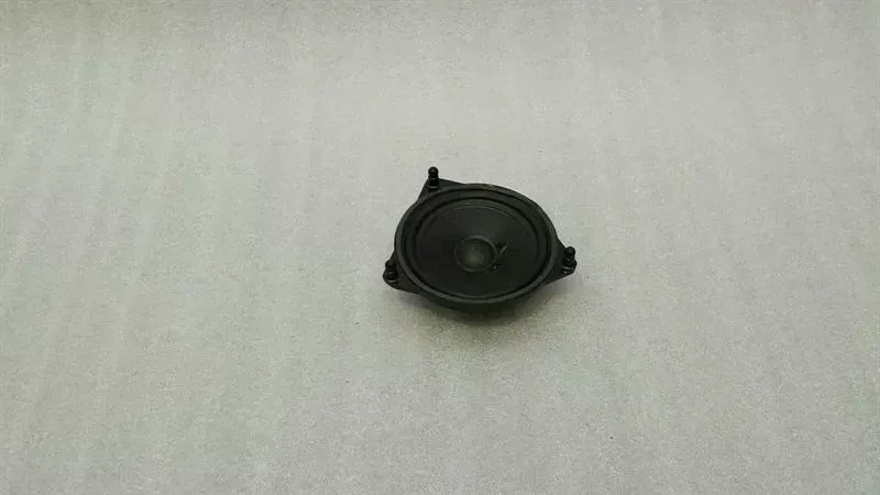 Mercedes-Benz A (W176) Mercedes C Class W205 W222 W217 Speaker A2228200202 Loudspeakers Body type: Estate
Fuel: Diesel