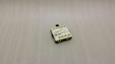 Mercedes C klases W205 FRH durvju modulis A2059001611 durvju vadības bloks priekšējais pa labi