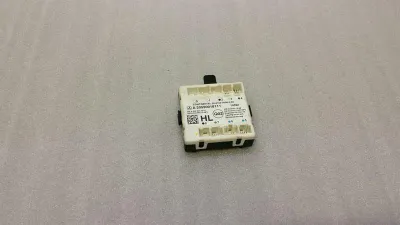 Модуль двери RLH Mercedes C-класса W205 A2059001811 Блок управления задней левой дверью