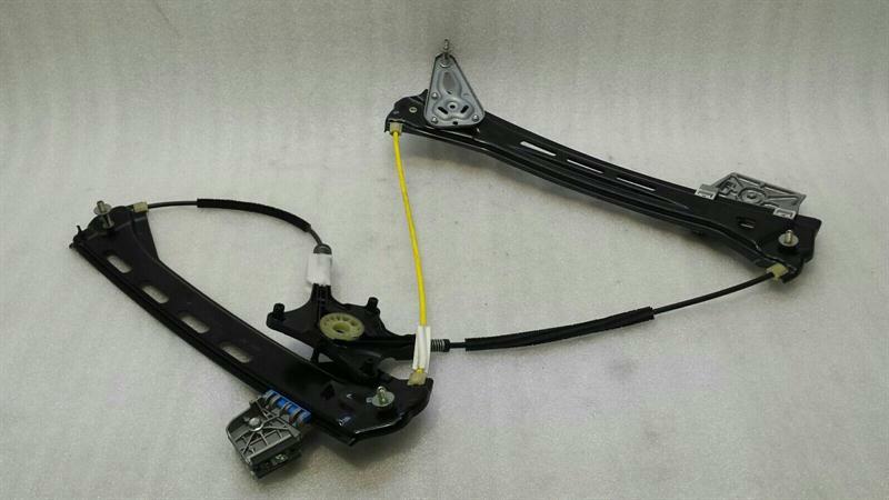 Mercedes-Benz CLS (C218) Mercedes CLS W218 Left Front Door Winder A2187200379 Window Regulator Front Left. Body type: Estate
Fuel: Diesel
