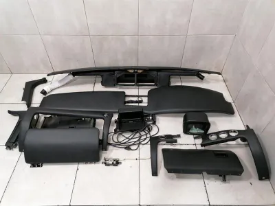 BENTLEY ARNAGE T FACELIFT Leather Dashboard Navigation Monitor RIGHT HANDLE RHD