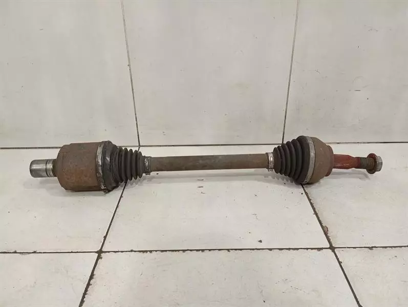 Chevrolet Corvette (C6) Chevrolet Corvette C6 Z06 Drive Shaft Rear Right 25941372 Right Drive Shaft Body type: Coupe
Fuel: Petrol