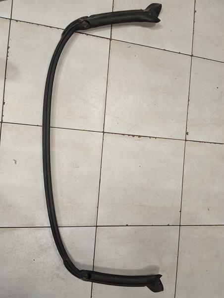 Chevrolet Corvette (C6) CHEVROLET CORVETTE C6 Z06 LS7 ROOF SEAL 10317063 GASKETS ROOF Body type: Coupe
Fuel: Petrol