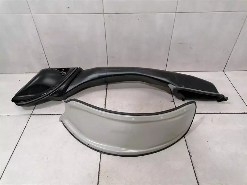 Chevrolet Corvette (C6) Porsche 911 996 turbo gt2 Intake Pipe 99657555900 Intake Hose Charging Air LH Body type: Coupe
Fuel: Petrol