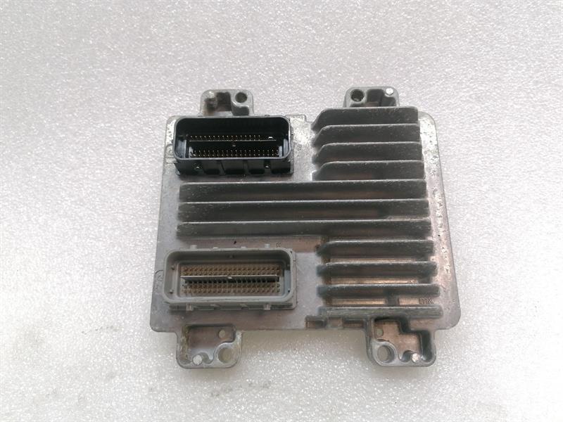 Chevrolet Corvette (C6) Chevrolet Corvette C6 Z06 LS7 Engine ECU 12605731 Engine Control Unit Body type: Coupe
Fuel: Petrol