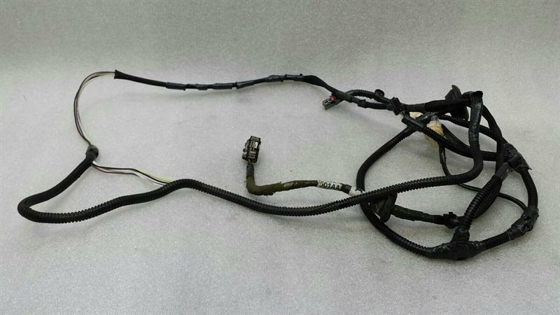 Dodge Viper DODGE VIPER SRT-10 8.3 Stop Light Wiring 05030501AA Harness Body type: Convertible
Fuel: Petrol