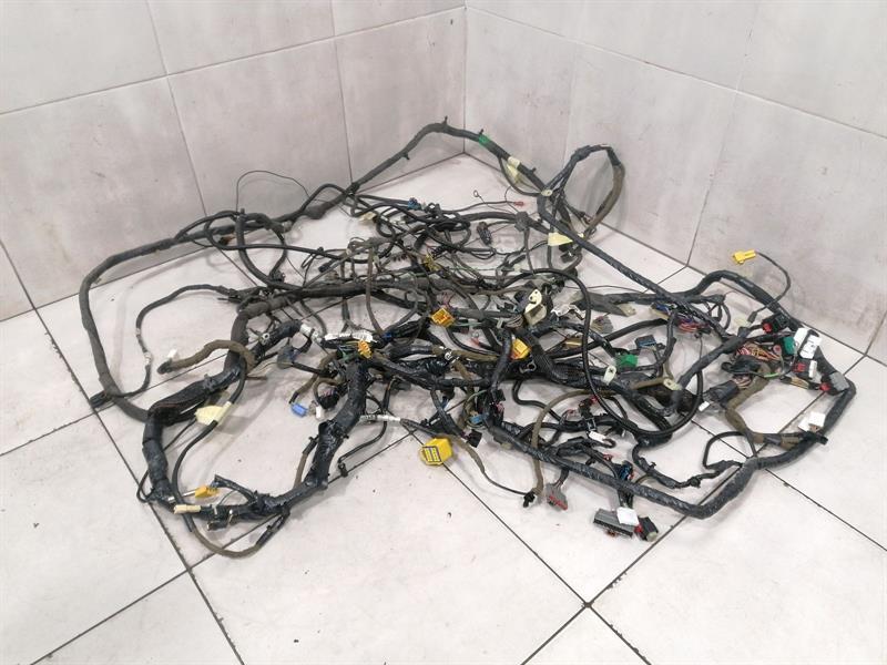 Dodge Viper DODGE VIPER SRT-10 8.3 Main Body Wiring Loom 5029946AA Harness Body type: Coupe
Fuel: Petrol
