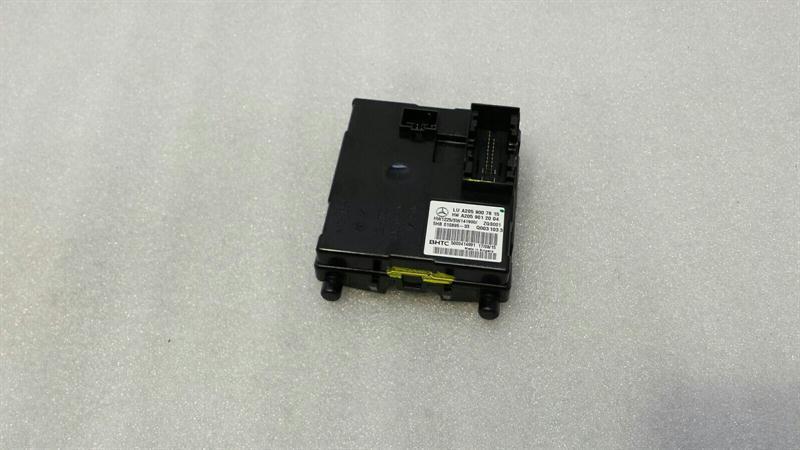 Mercedes-Benz A (W176) Mercedes C Class W205 AC Module A2059007615 AC Control Unit Body type: Saloon
Fuel: Diesel