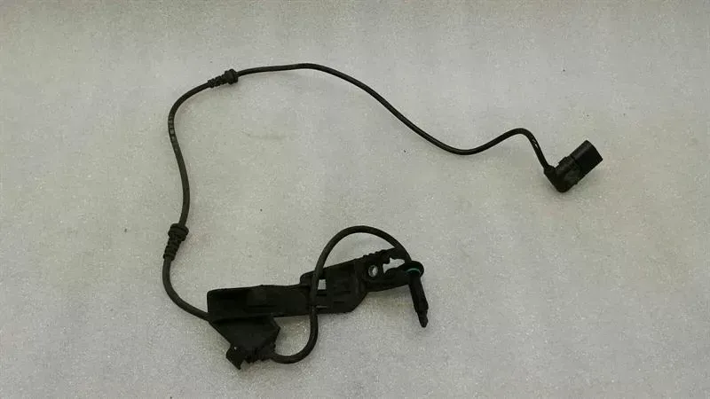 Mercedes-Benz A (W176) Mercedes C Class W205 FLH A.B.S Sensor A2059058103 ABS Sensor Front Left Body type: Saloon
Fuel: Diesel