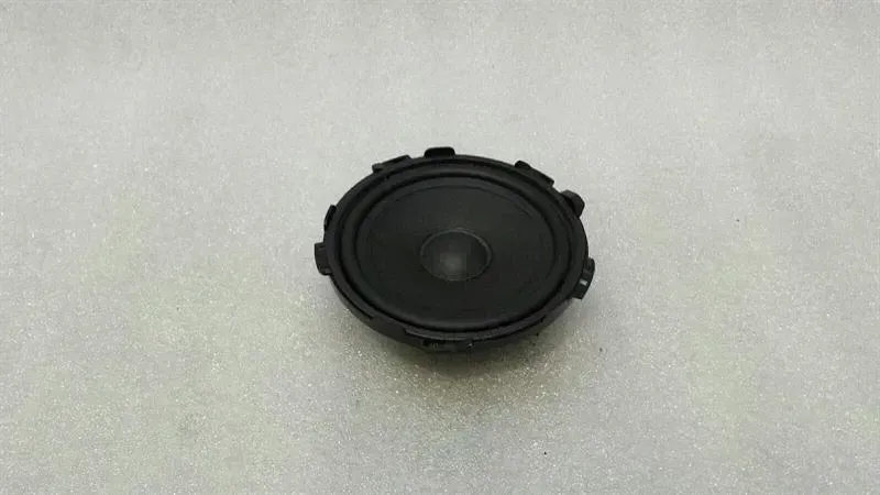 Mercedes-Benz A (W176) Mercedes C Class W205 Speaker A2058201002 Speakers Body type: Saloon
Fuel: Diesel