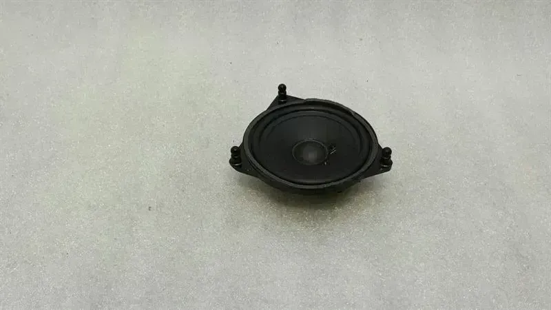 Mercedes-Benz A (W176) Mercedes C Class W205 W222 Speaker A2228200202 Speakers Body type: Saloon
Fuel: Diesel