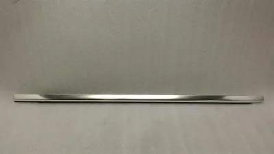 Mercedes C-Klasse W205 Karosserieleiste Hinten Rechts A2057300424 Leiste Hinten Rechts