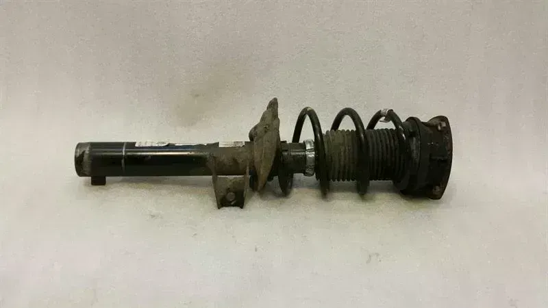 Volkswagen Golf 6 Shock Absorber Front Volkswagen Golf GTD shock absorber front 5Q0412...