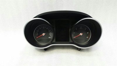 Mercedes C klase W205 instrumentu panelis A2059001418 spidometrs, dīzelis, MPH