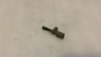 Volkswagen Golf GTD 5G ​​A.B.S sensors WHT003864A ABS sensors