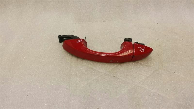 Volkswagen Golf GTD front left door handle 5G0837205 door handle front left