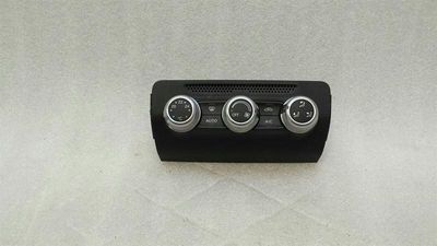 Audi S1 ​​8X Bilklimatkontroll 8XA820043 Klimatkontrollpanel