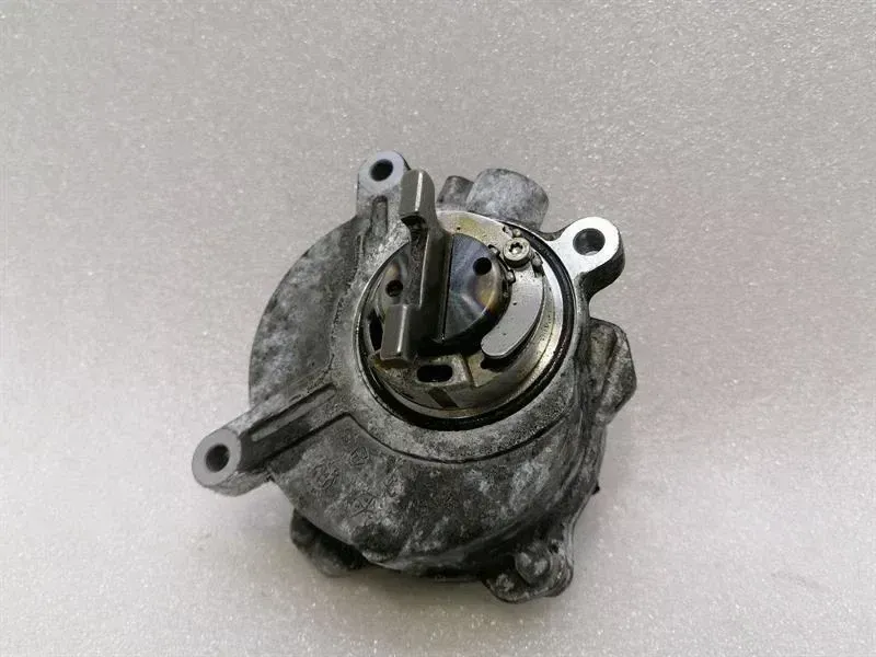 Rolls Royce Ghost Series II 2 Vacuum Pump 11667635658 Vacuum Pump Brand/Model: ROLLS ROYCE GHOST SERIES II
Engine...