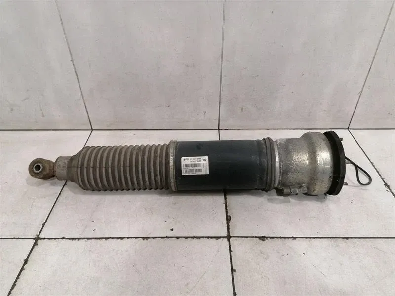 Rolls Royce Phantom MK7 Shock Absorber Rear 37106785171LH Rear Shock Absorber