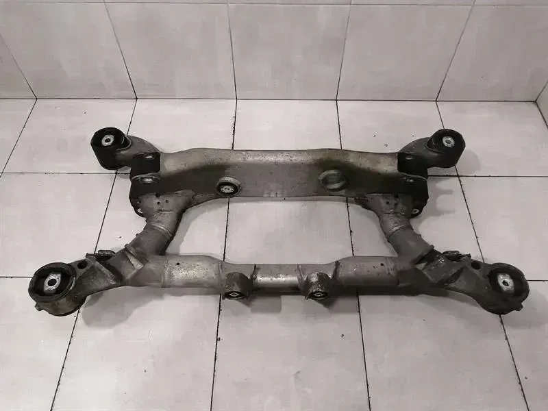 Rolls Royce Phantom MK7 VII 7 Subframe Rear 33316770752 Axle Frame Rear Axle