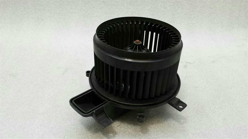 Dodge Charger 2010-... DODGE CHARGER LX LD Heater Blower 68037308AA Motor Heater Fan