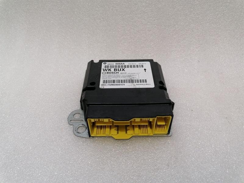 Jeep Grand Cherokee (WK) JEEP GRAND CHEROKEE WK2 MK4 Safety Module ECU 68222888AA Air Control Unit SRS Body type: SUV
Fuel: Petrol