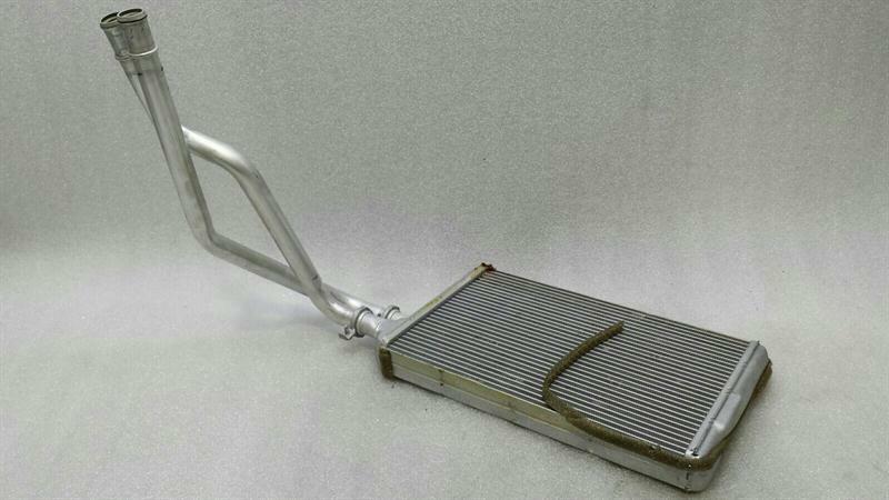 Dodge Challenger Dodge Challenger SRT Heater Matrix 68110623AA Heat Exchanger Radiator Body type: Coupe
Fuel: Petrol
