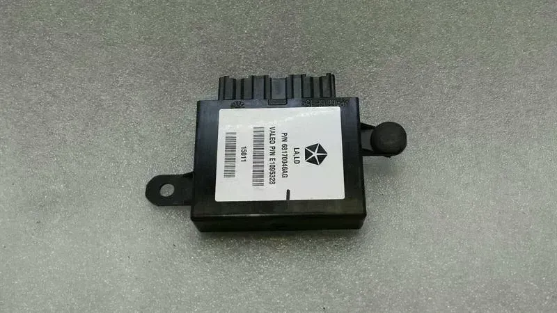 Dodge Challenger Dodge Challenger SRT PDC module 68170046AG control unit Parktronic parking aid Body type: Coupe
Fuel: Petrol