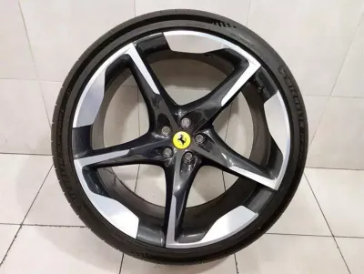 23 Ferrari Purosangue F175 Alloy Wheel 895995 LH Rear Wheel R23 Alloy Wheel RSGD