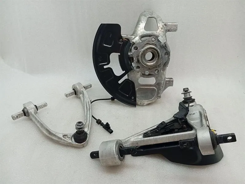 Ferrari 812 Superfast F152M Left Front Hub 328039 Wheel Bearing Housing Front Left