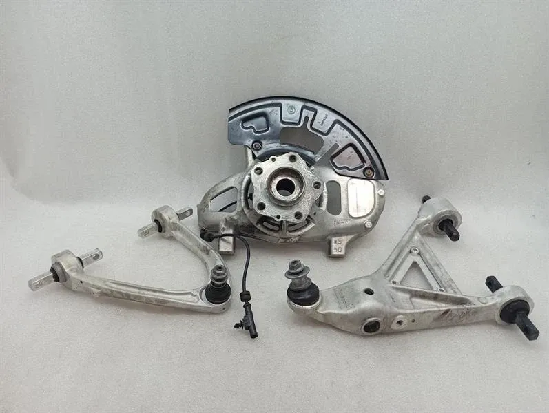 Ferrari 812 Superfast F152M Right Front Hub 328040 Wheel Bearing Housing Front Right