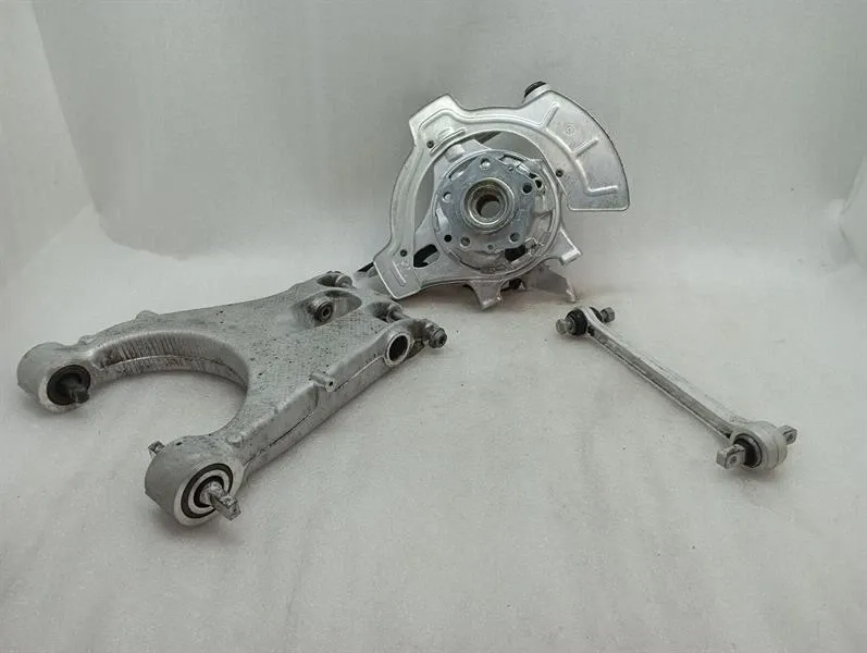 Ferrari 812 Superfast F152M Left Rear Hub 299933 Wheel Bearing Housing Rear Left