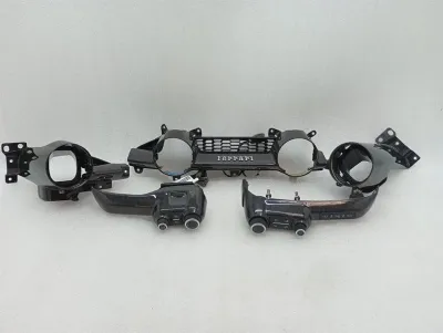 Ferrari 812 Superfast F152M Armaturenbrett Carbon Set 89076800 Rechtslenker RHD