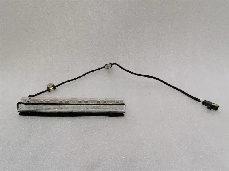 Ferrari FF Ferrari 612 Scaglietti Stop Light 477001 Brake Light 202091