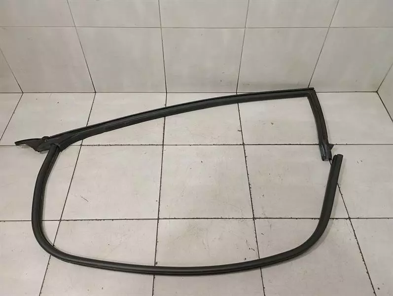 Ferrari FF Door Seal Ferrari FF F151 Left Door Seal 82213000 Door Se...