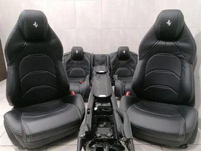 Ferrari GTC4 Lusso F151M Sitz LEDER Sitzinnenraum beheizt beheizt Leder schwarz