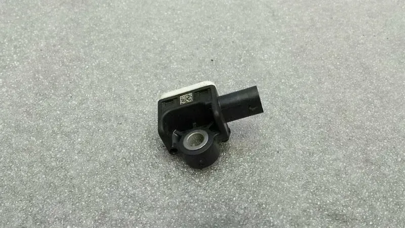 Dodge Charger 2010-... Dodge Charger LX LD Crash Sensor A1668210151 Impact Sensor SRS