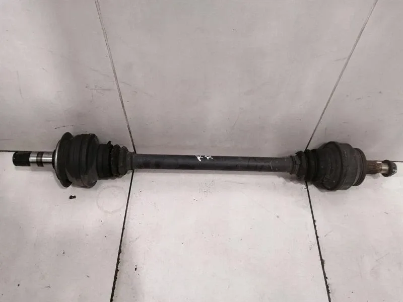 Mercedes S63 AMG W221 Drive Shaft Rear Right A2213503610 Rear Right Shaft