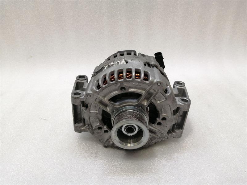 Mercedes-Benz A (W169) Mercedes C Class W204 Alternator A1561540102 Alternator Body type: Saloon
Fuel: Petrol