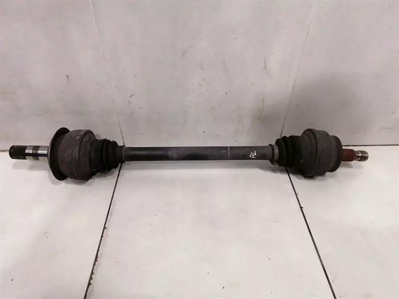 Mercedes-Benz A (W169) Mercedes C63 AMG W204 Left Rear Drive Shaft A2043501610 Drive Shaft Rear Li Body type: Saloon
Fuel: Petrol
